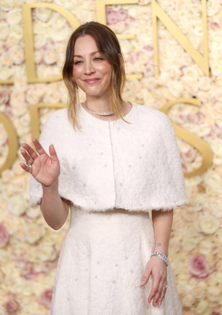 kaleycuoco_82ndannualgoldenglobeawards_20250105_002.jpg