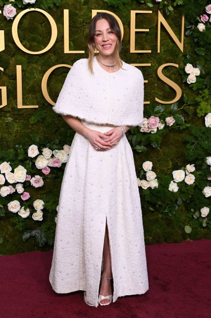 kaleycuoco_82ndannualgoldenglobeawards_20250105_008.jpg
