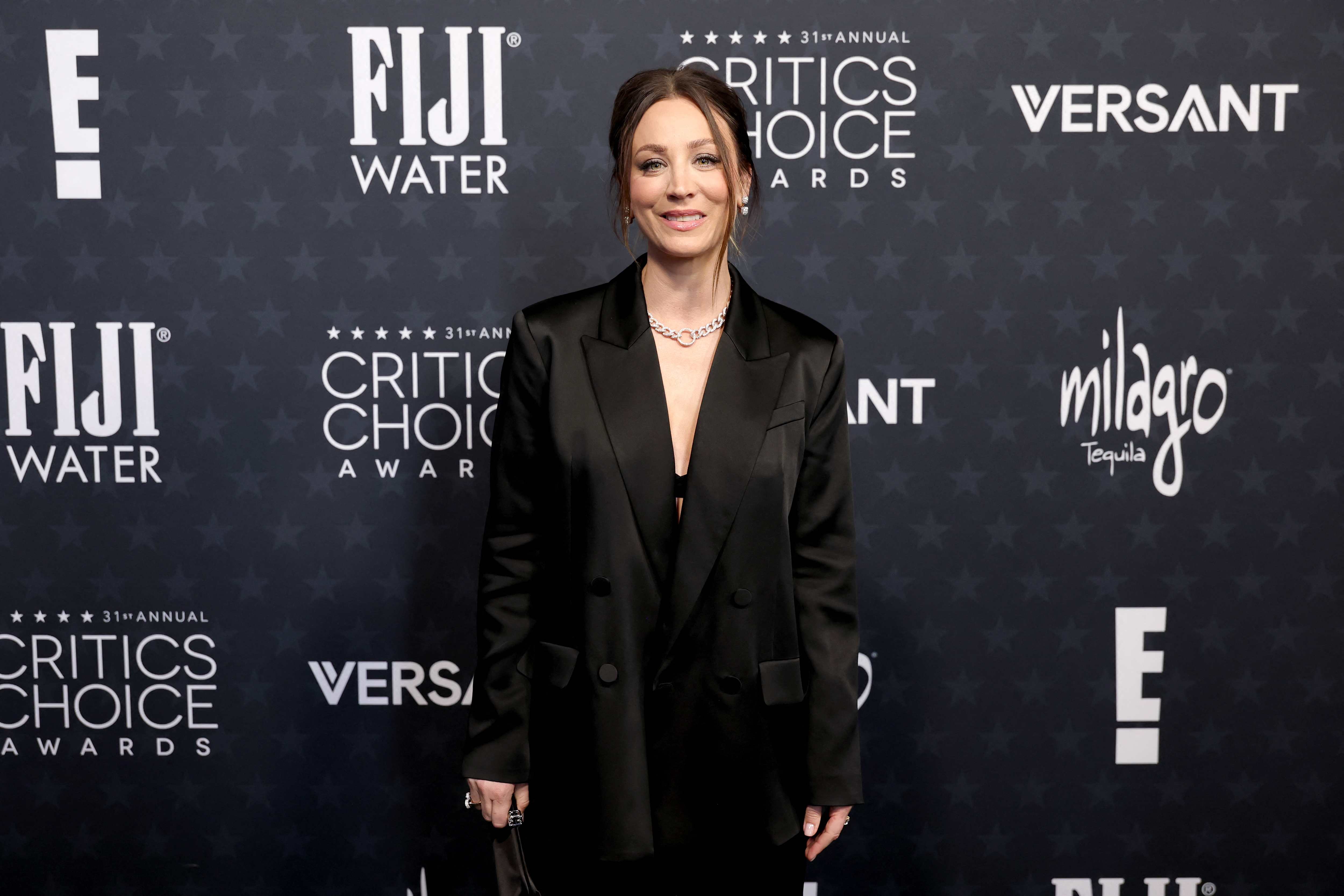 Kaley_Cuoco_31st_Annual_Critics_Choice_Awards_January_4_2026_Arrivals_001.jpg