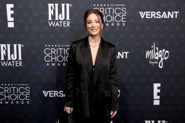 Kaley_Cuoco_31st_Annual_Critics_Choice_Awards_January_4_2026_Arrivals_001.jpg