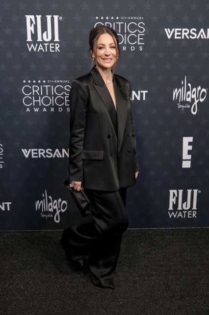 Kaley_Cuoco_31st_Annual_Critics_Choice_Awards_January_4_2026_Arrivals_013.jpg