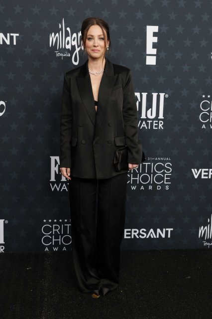 Kaley_Cuoco_31st_Annual_Critics_Choice_Awards_January_4_2026_Arrivals_016.jpg